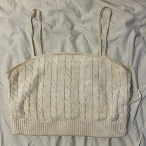WHITE CROP TOP FROM STITCH & PINE